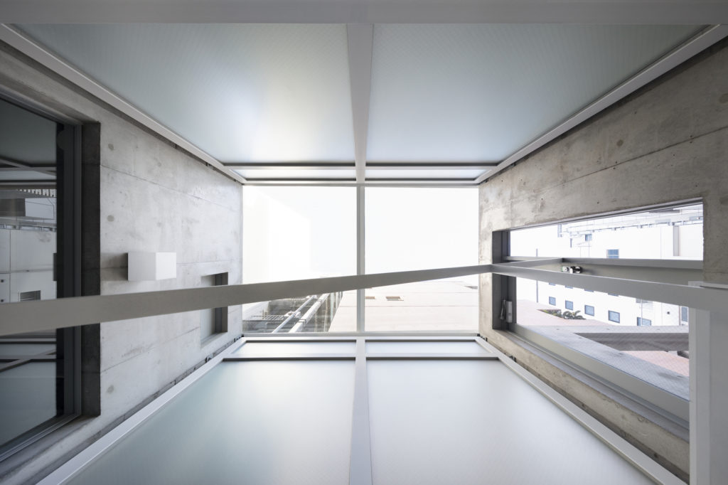skinny office building thin so&co