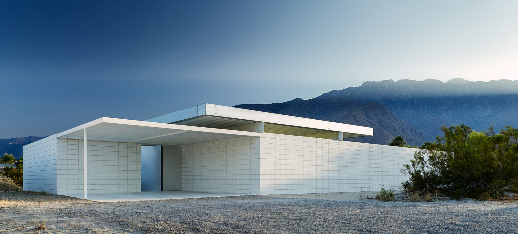 desert house modern
