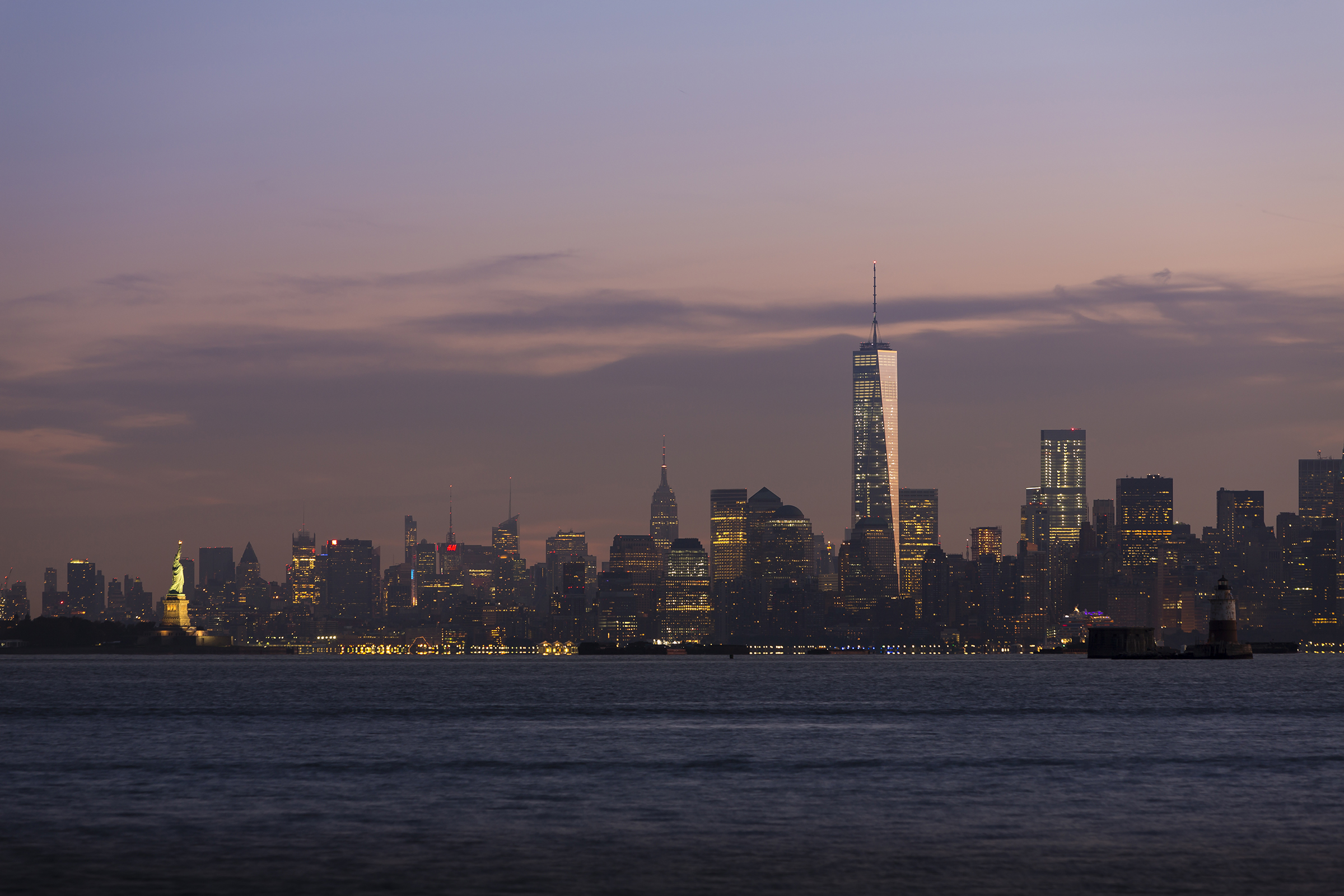 via Skidmore, Owings & Merrill (SOM) on Architizer