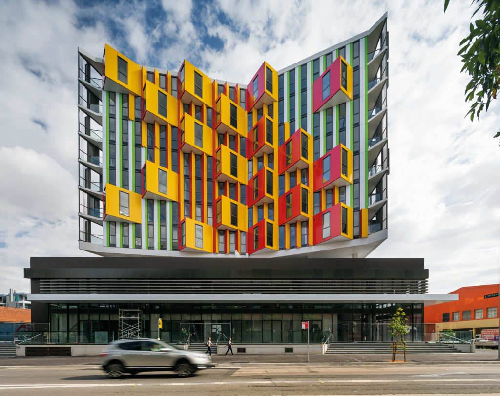 Paint the Town: 6 Multicolor, Multi-Unit Housing Blocks - Architizer ...