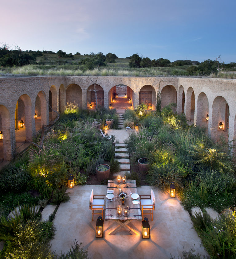 A Lost Arch Form: 6 Architects Resurrecting the Traditional Building ...