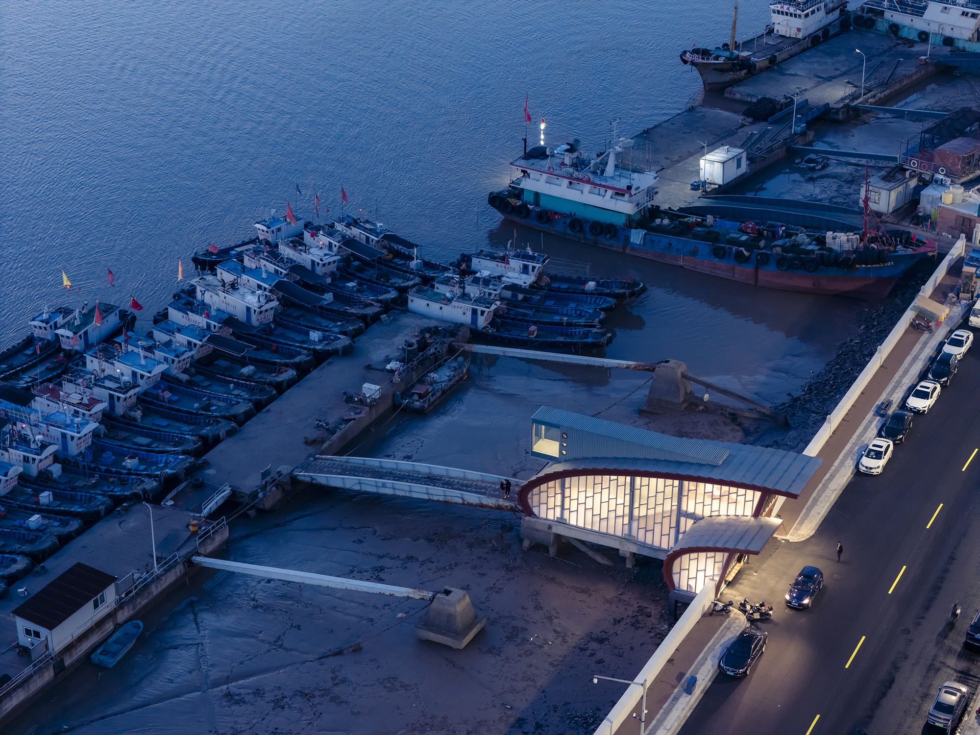 Fishermen Light Cinema - architizer