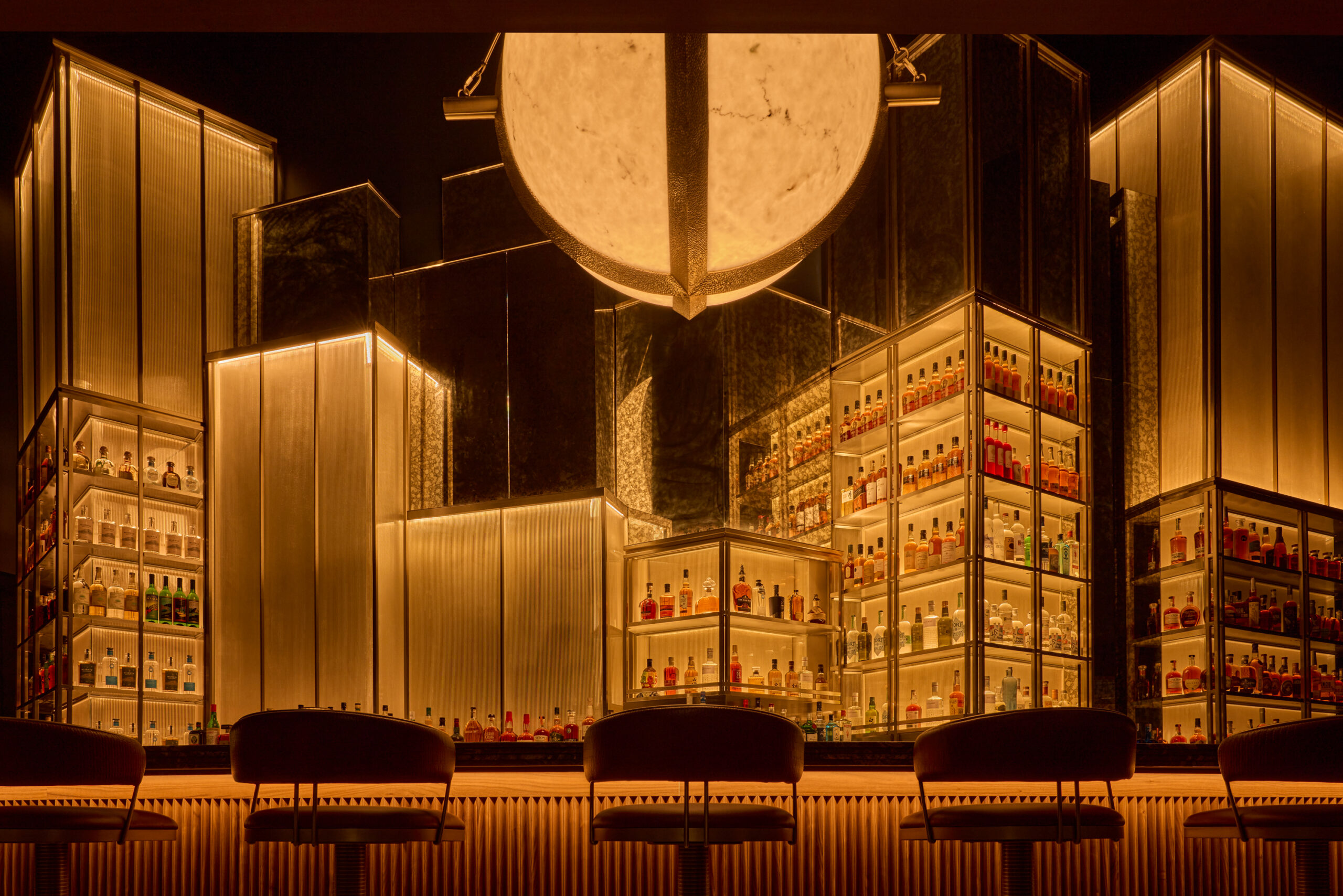 Soft Focus: Definitive Proof that Bars and Restaurants Look Better in Low Light