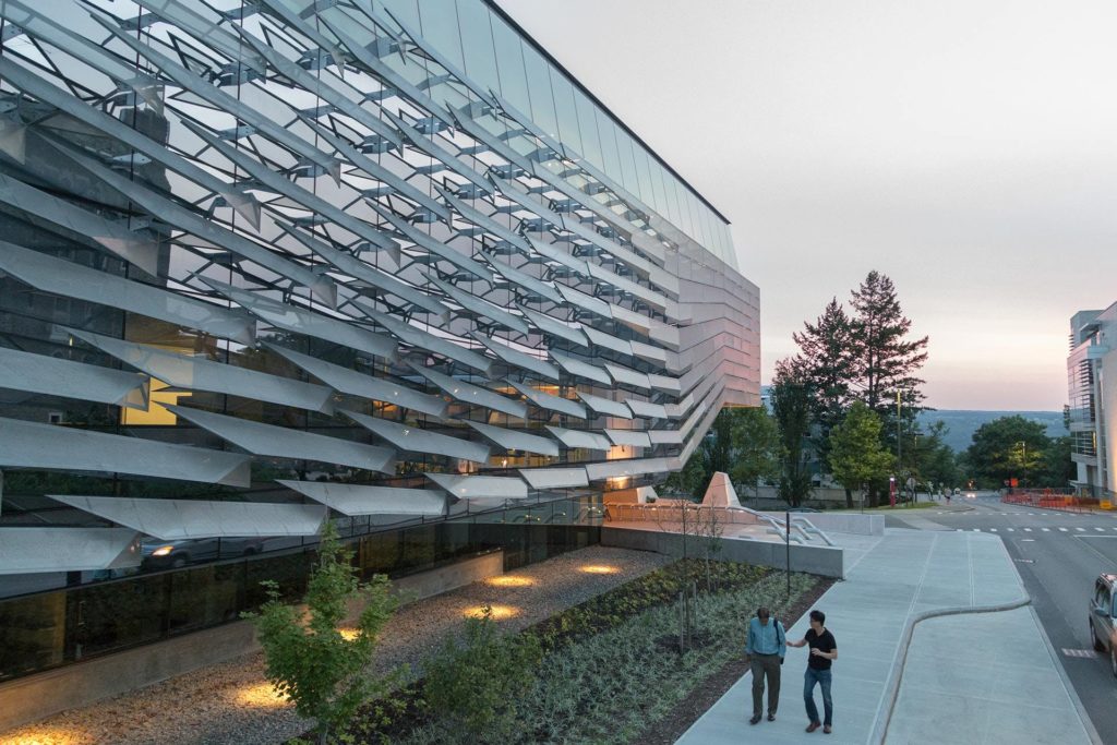 metal cladding, Gates Hall by Morphosis Architects