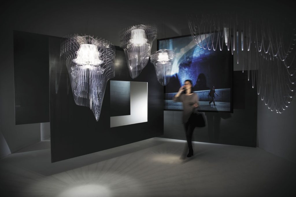 pendant light, Aria Suspension by Zaha Hadid
