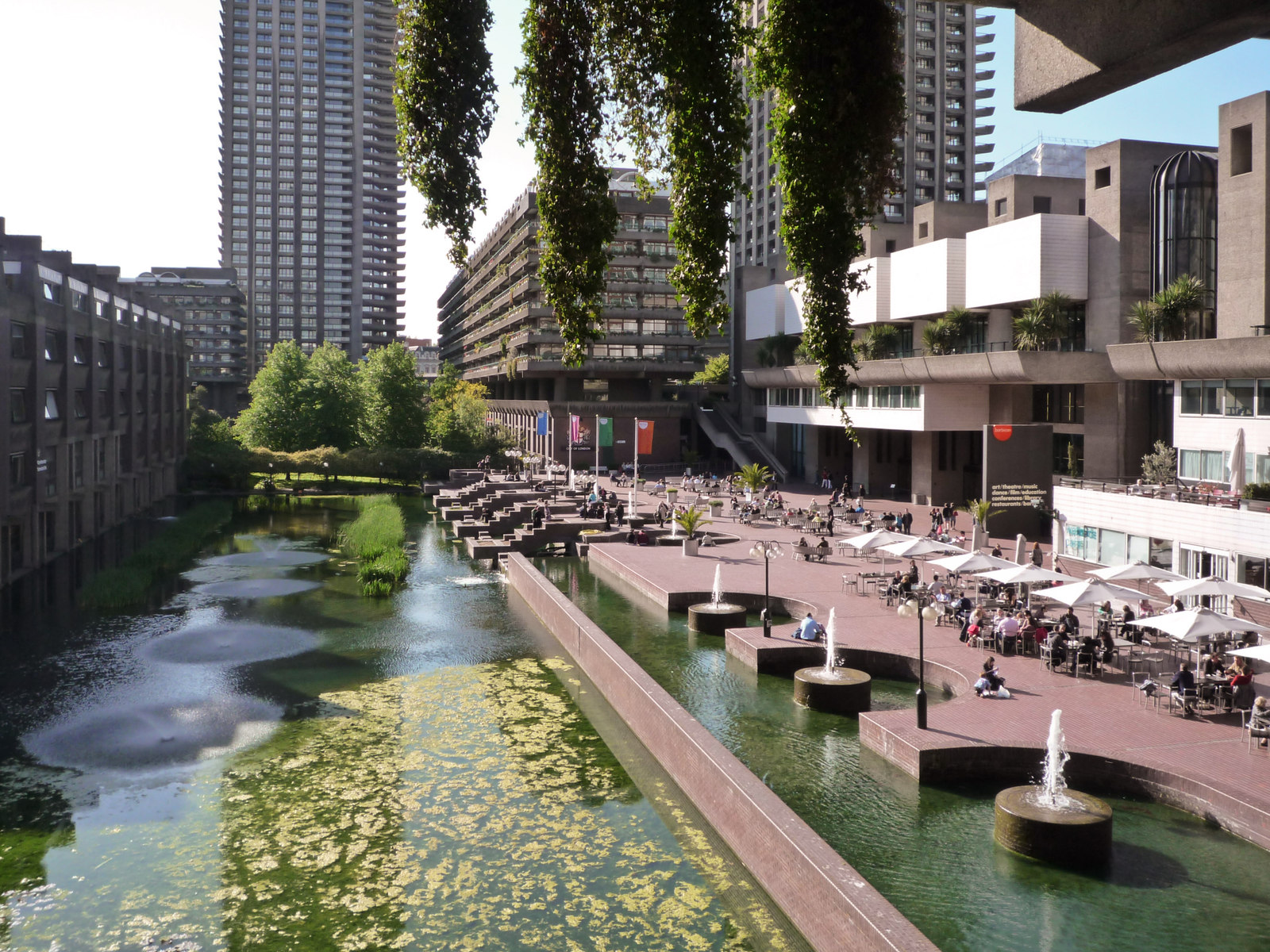 Barbican_Lake_Terrace_-_geograph.org.uk_-_3525823- architizer