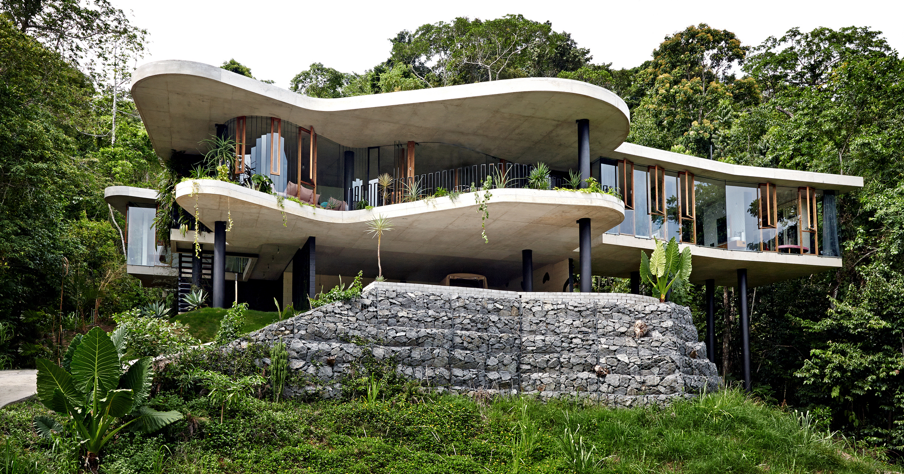 Tropical Modernism: 12 Incredible Homes That Blend Nature and