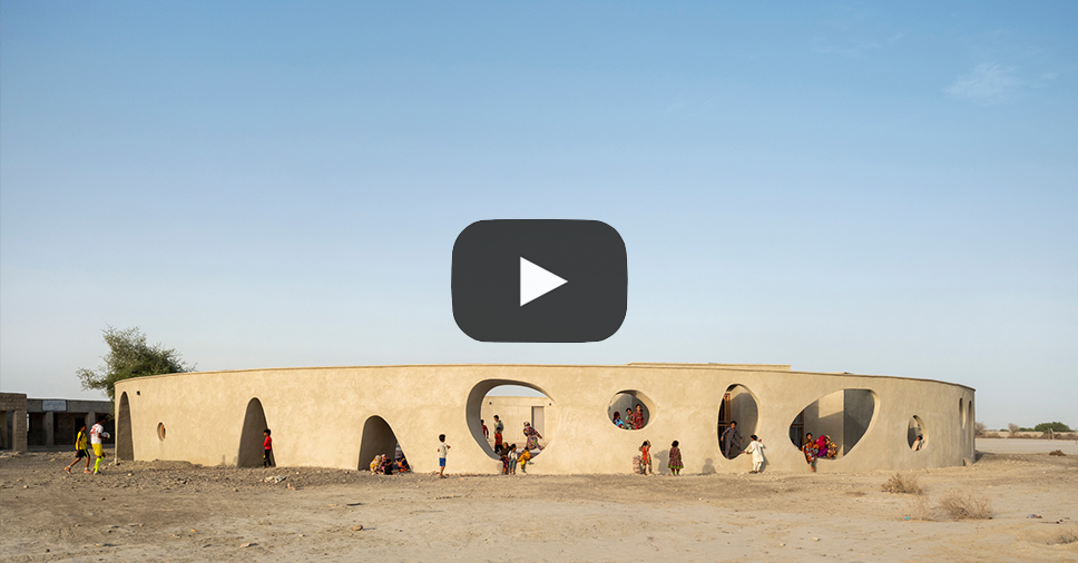 A Picture-Perfect Courtyard Elevates Student Engagement in This Iranian ...