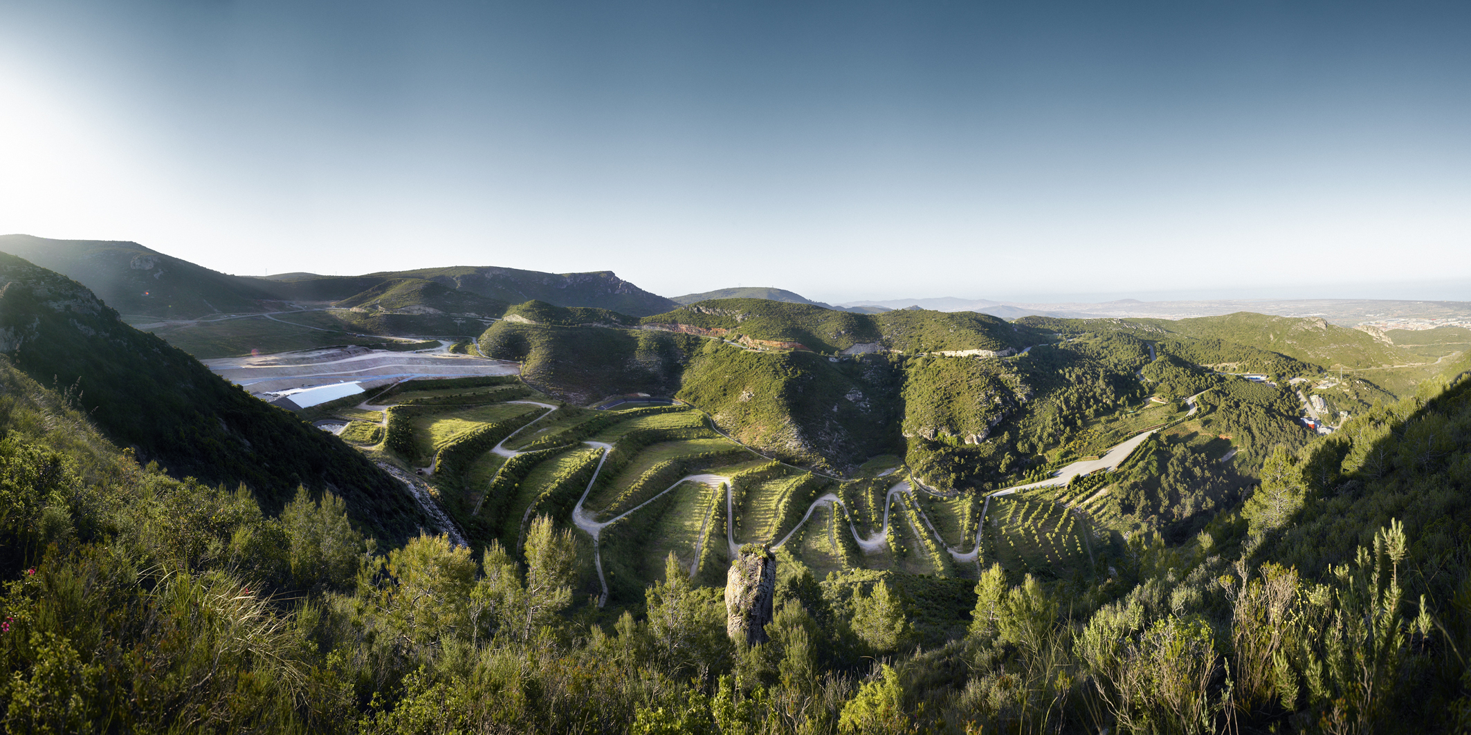 Restorasi lanskap situs TPA Vall d'en Joan_01