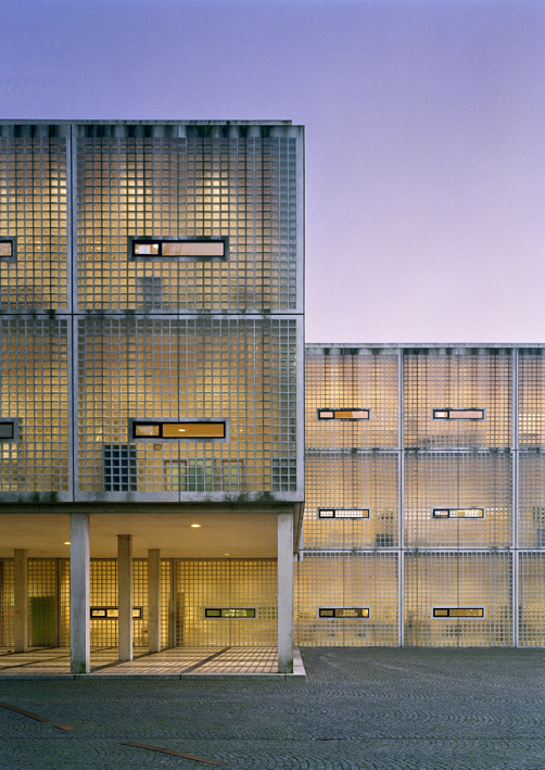 Architecture school in Maastricht with glass block facade