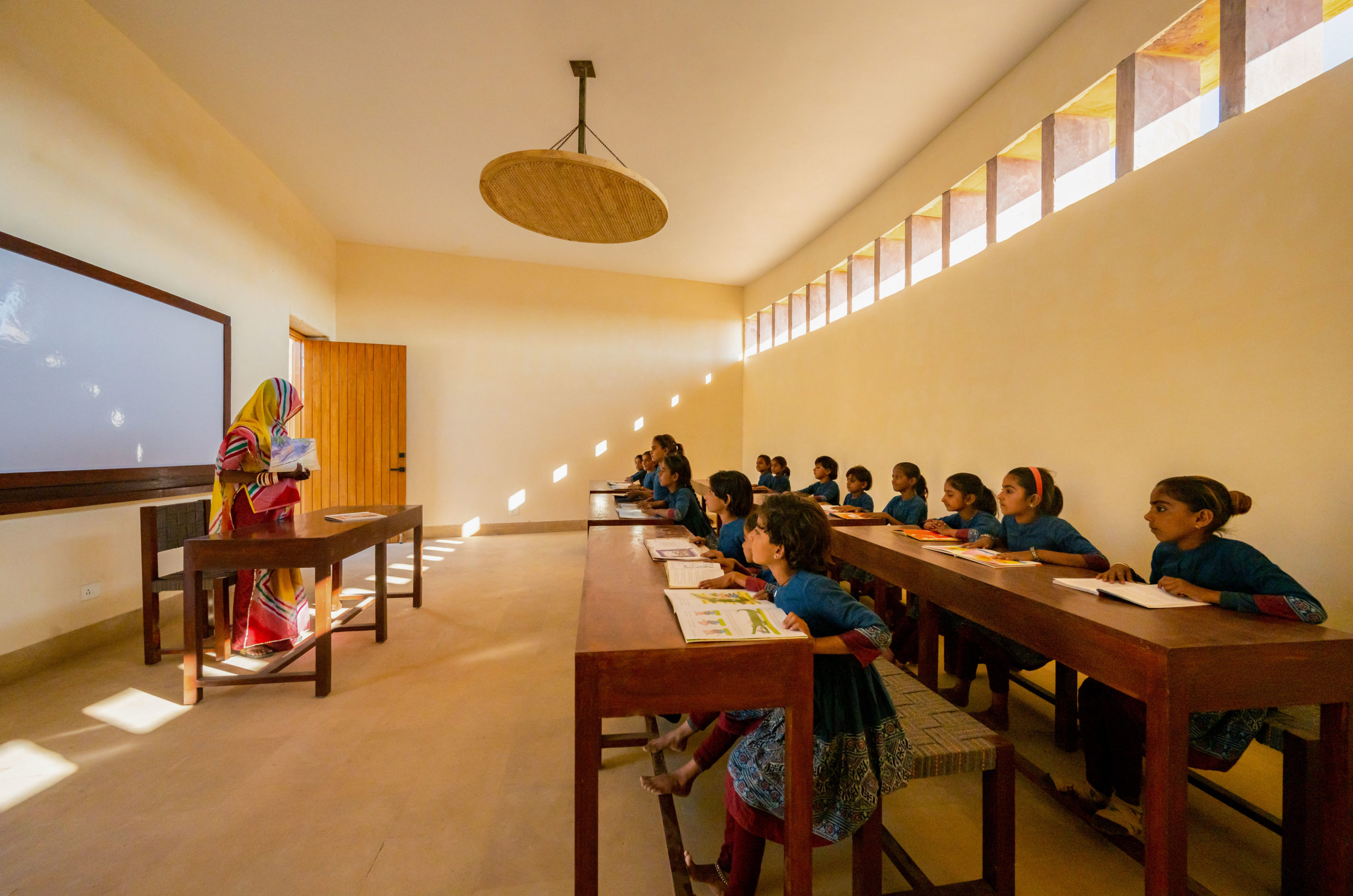 Rajkumari Ratnavati Girl's School