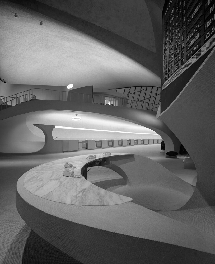 Ezra Stoller TWA Terminal at Idlewild Airport, Eero Saarinen, New York, NY 1962. All images photographed by Ezra Stoller and courtesy of Yossi Milo Gallery.