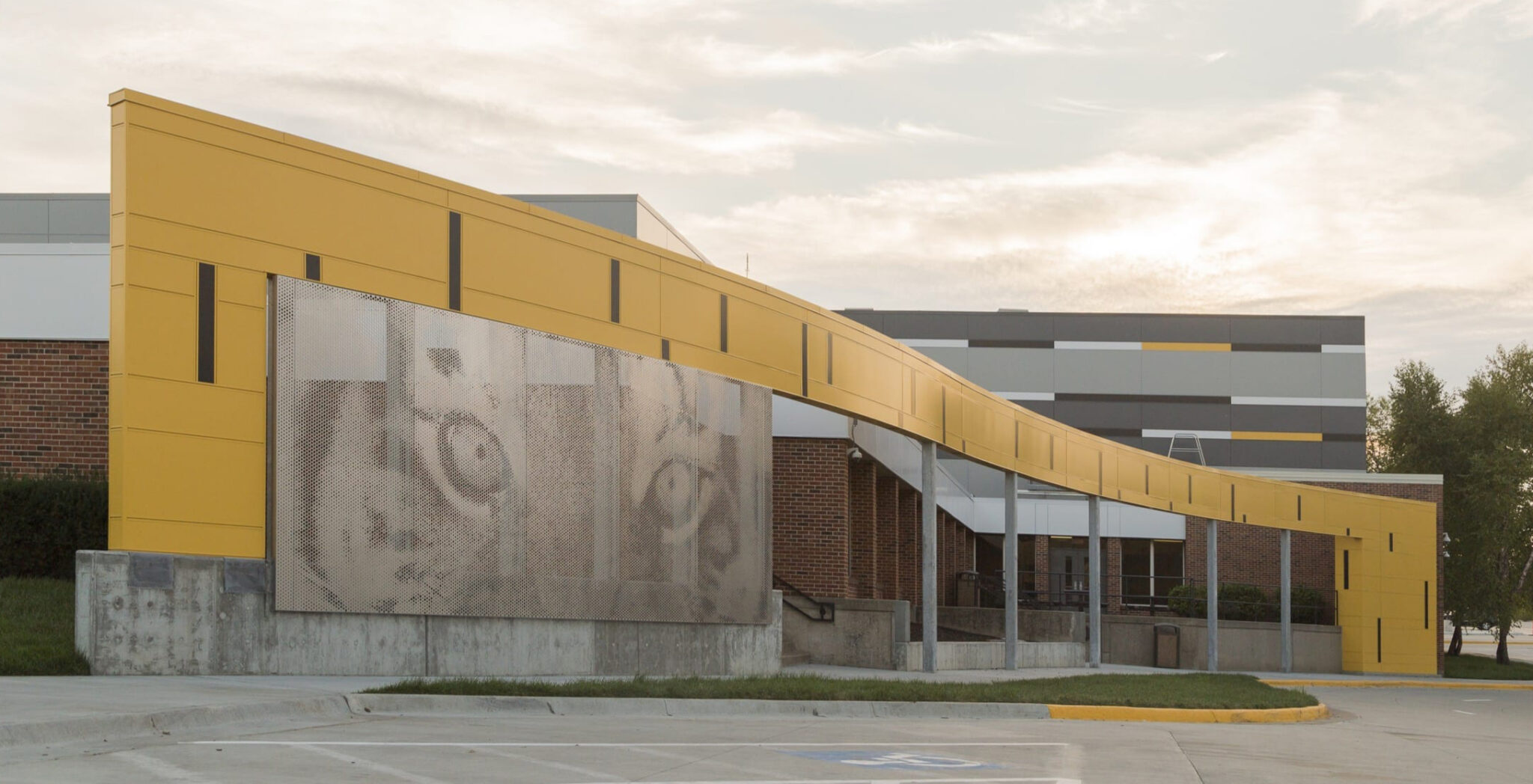 An Architect’s Guide To: Graphic Perforated Metal Panels - Architizer ...