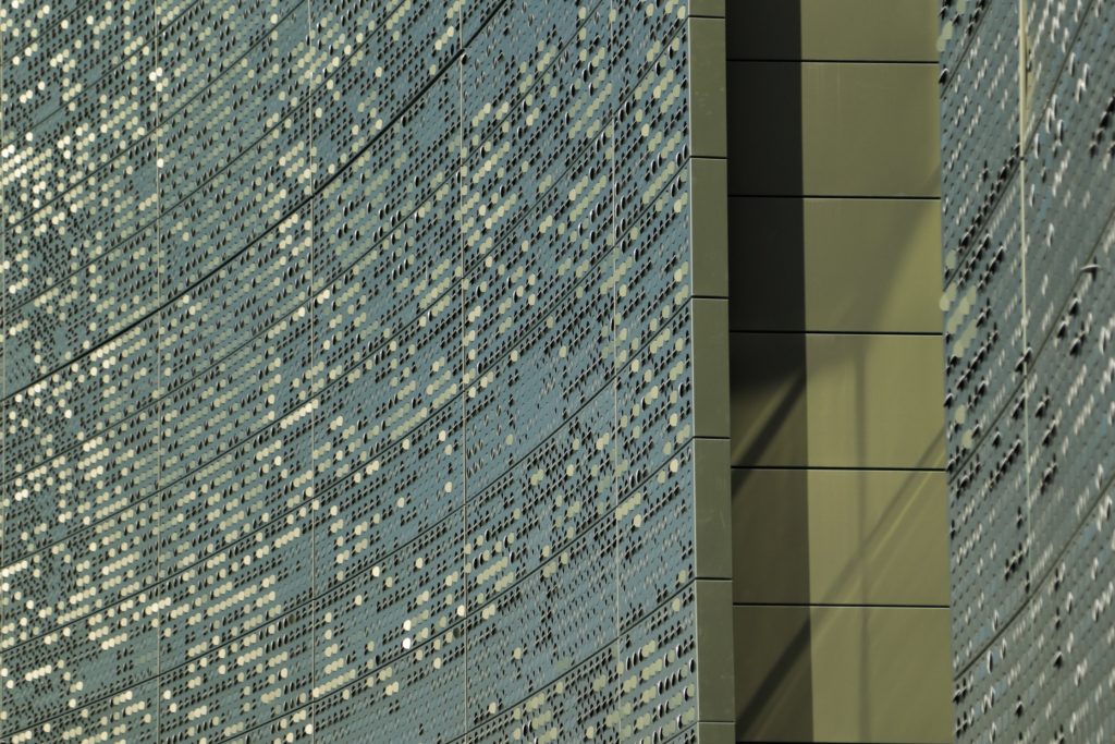 metal cladding, Bloomberg Center by Morphosis Architects