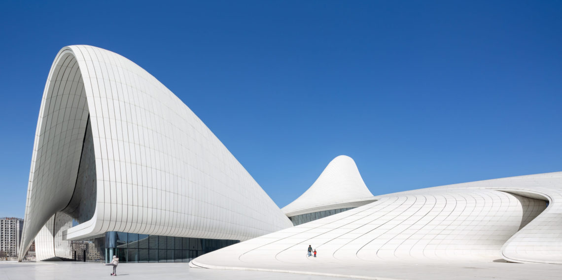 From Gehry to Zaha: Exploring the Deconstructivist Origins of the World ...