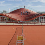 Straight Down the Line: 8 Tectonic Tennis Court Designs in Plan and Section