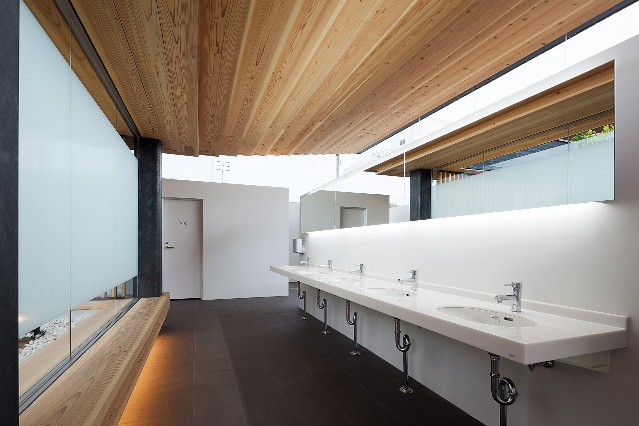 It’s Time for Public Bathrooms — and Architects Can Help Architizer Journal