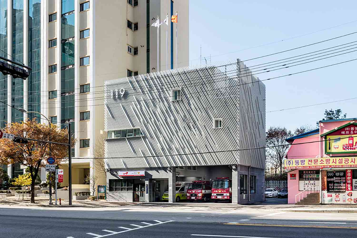 Myeonmok Fire Station by Yong Ju Lee Architecture