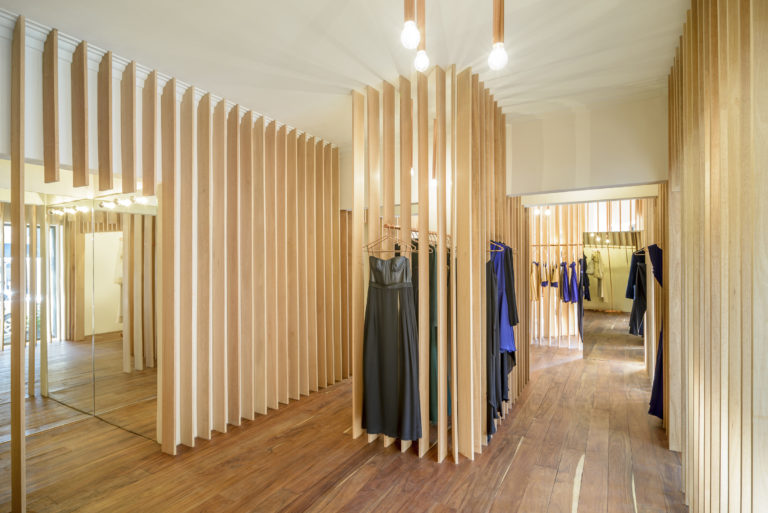 Tiny Timber: 6 Small-Scale Retail Designs With Beautiful Wooden ...